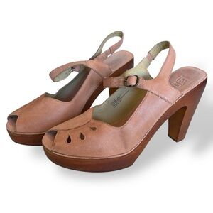 Latigo June Leather Wooden Clog Sandal Size 10